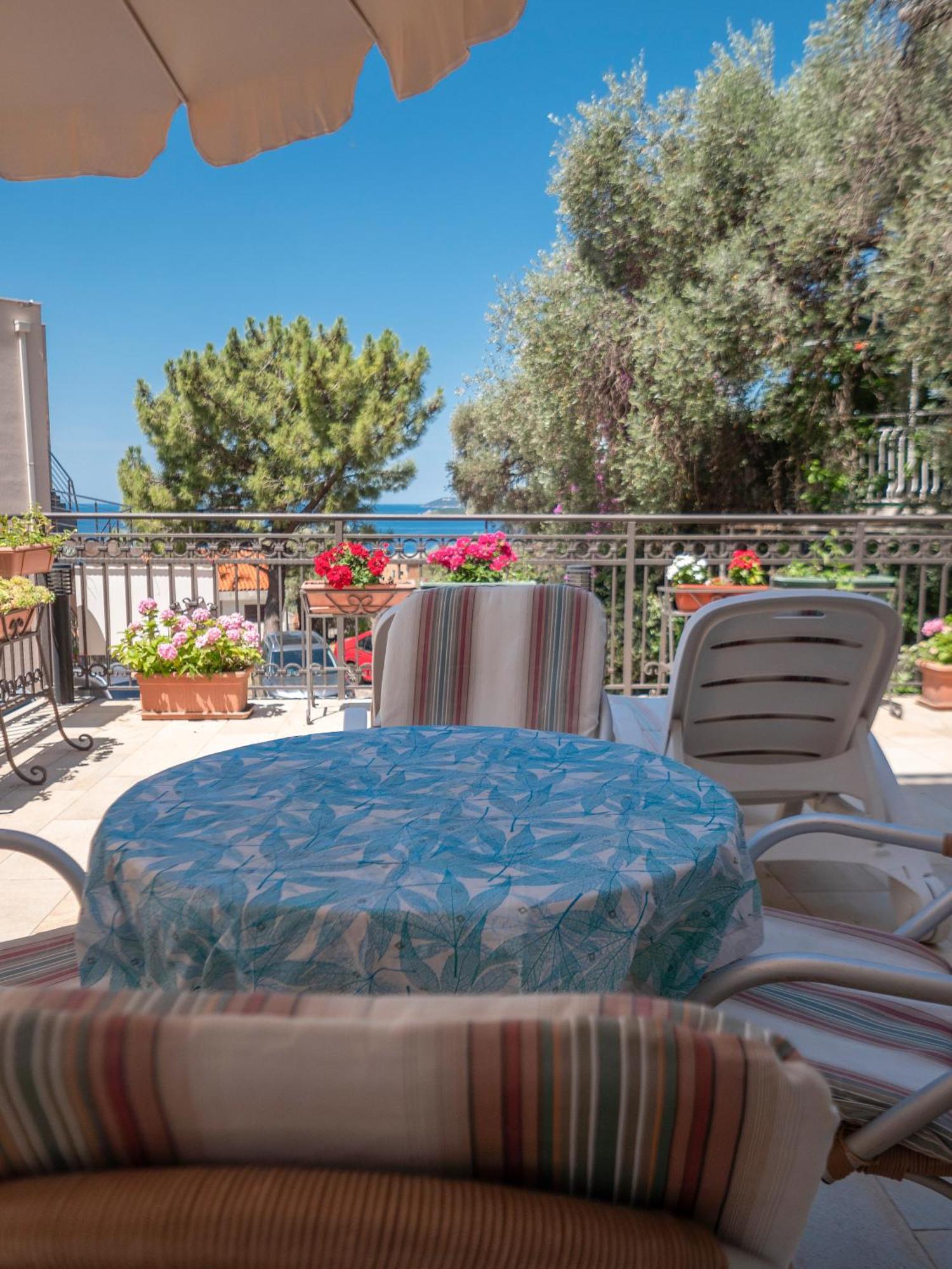 Apartments Marina Sveti Stefan Exteriör bild